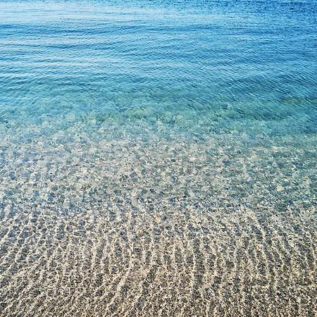 דירה Seaside Oasis