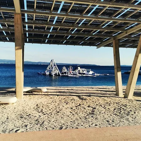 Seaside Oasis דירה